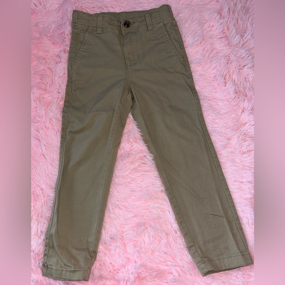 ✨OFFERS WELCOME✨IZOD Boys Khaki Tan Pants - Size 5